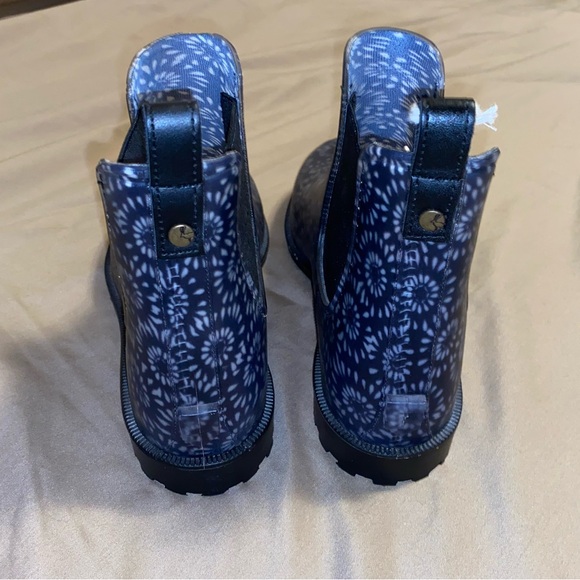 JOULES RIGHT AS RAIN COLLECTION BOOTIES! - Picture 5 of 5